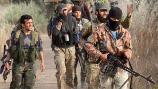 Suriyeli muhalifler yeniden savaşa hazırlanıyor