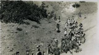 Üç gün boyunca cesetlere tutunarak sürüklendim