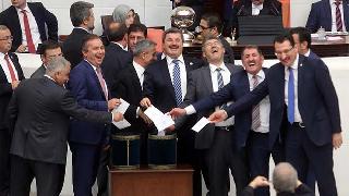 Meclîsa Tırkon ù HDP