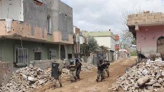 Nusaybin'de EYP patladı: 1 asker 1 polis hayatını kaybetti