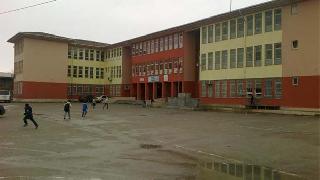 Cizre’ye dönen öğretmenler'den öğrencilere şiddet ve hakaret