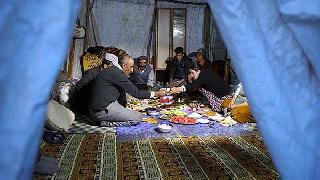 Yüksekova'lılar Ramazan'ı çadırlarda karşıladılar