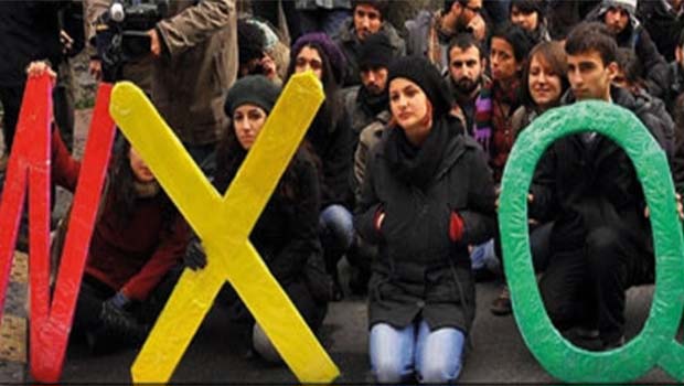 Okulda 'Kürtçe' konuştular ihbarı öğretmenleri görevden aldırdı!