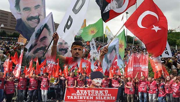 Mustafa Kemal'in İçimizdeki Askerleri