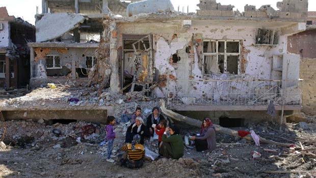 Cizre'de kayyum fiilen devrede