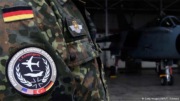 Alman askerleri İncirlik'ten çekilebilir