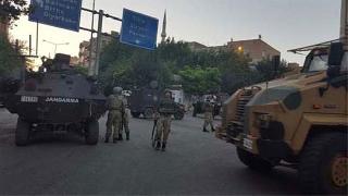 Siirt’te kışla ve polis merkezine roketli saldırı