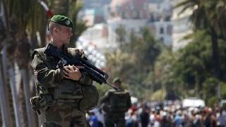 Fransa'da OHAL altı ay uzatıldı