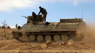 Menbic kent merkezinde şiddetli çatışmalar