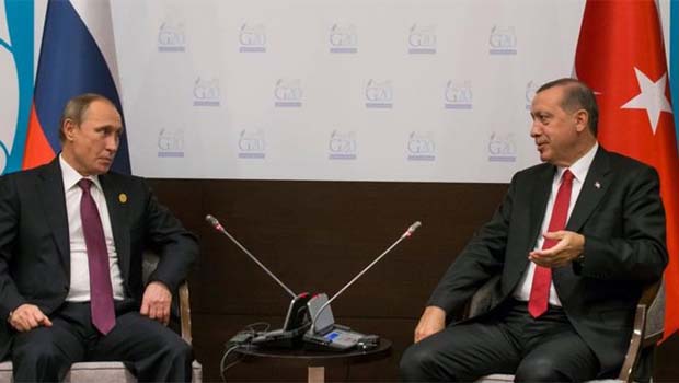FT: Ankara-Moskova yakınlaşması Batı'yı tedirgin ediyor