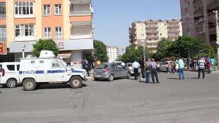 Diyarbakır'da silahlar konuştu!
