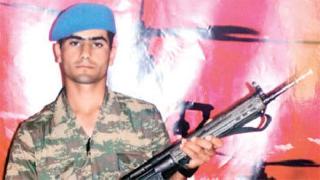 IŞİD'in elindeki esir askerden Kürt liderlere çağrı