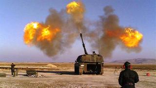 TSK Menbic'te PYD'yi, Cerablus'ta IŞİD'i vurdu