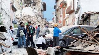 İtalya’da 6.2 büyüklüğünde deprem