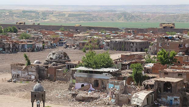 Sur'un 6 mahallesinde sokağa çıkma yasağı kaldırıldı