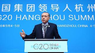 Erdoğan: Katil Esed'i savunmak insanlık adına utanç vericidir