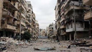 Suriye'de 5,5 yılda 300 binden fazla kişi öldü