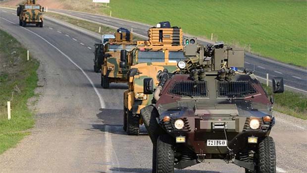 Van'da askeri araca bombalı saldırı