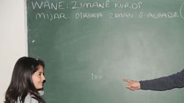 Ermenistan'dan Kürtçe atağı