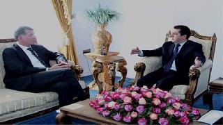 Mesrur Barzani İngiltere'nin Türkiye Büyükelçisi Richard Moore ile görüştü