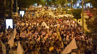 Kolombiya, onbinler barış için yürüdü