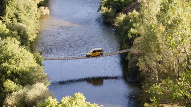 Dersim'de tehlikeli yolculuk