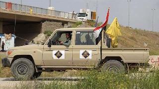 Musul'da ordu askerleri ve Peşmergeler arasında bayrak sorunu