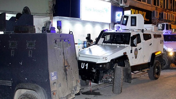 AK Partili başkanın iş yerine ses bombalı saldırı