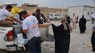 Barzani Yardım Vakfı'ndan Musullulara yardım