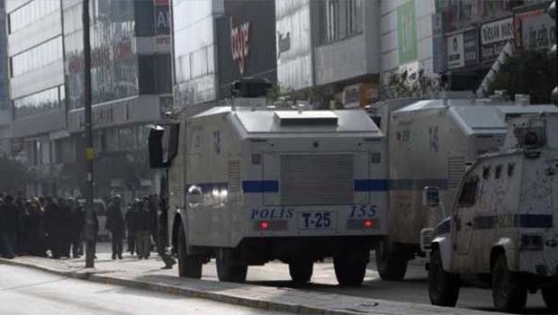 Van'da gösteri ve yürüyüşler yasaklandı