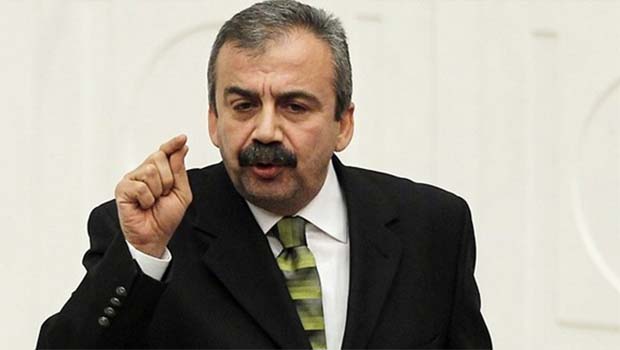 Sırrı Süreyya Önder: Başkanlık'ın halka götürülmesinden yanayım