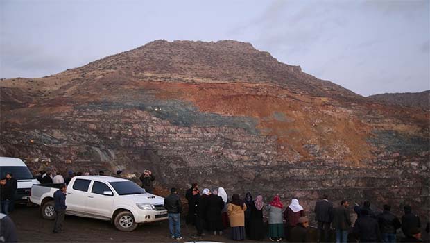 Maden faciasında bekleyiş sürüyor