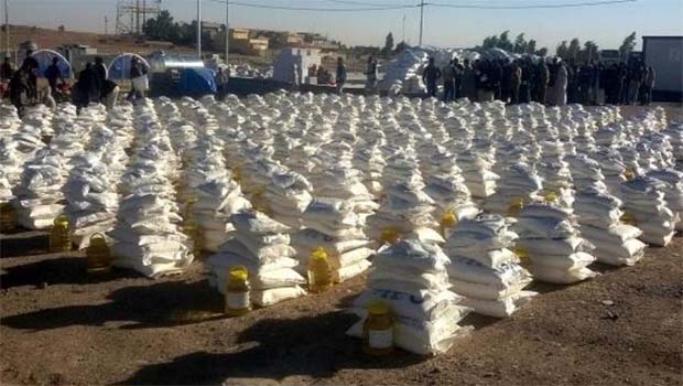 Barzani Yardım Vakfı'ndan Musullu çocuklara yardım