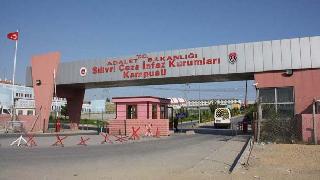 Silivri Cezaevi'nde hükümlü kendini ateşe verdi