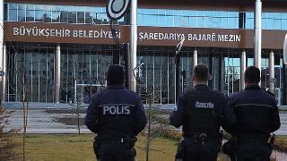 Van'da 163 belediye çalışanı işten atıldı