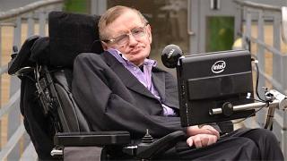 Hawking hastaneye kaldırıldı