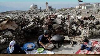 Şırnaklılar: Evimizin demirlerini satarak yaşıyoruz