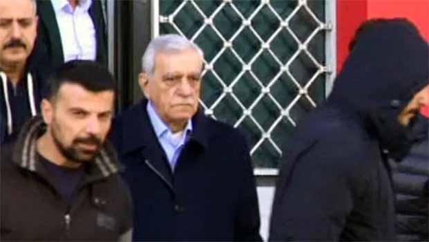 Ahmet Türk hastaneye gitmeyi reddediyor 