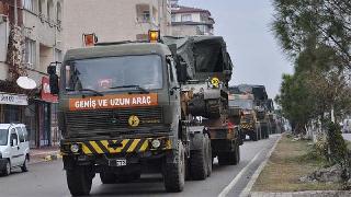 Sınıra Askeri sevkiyat