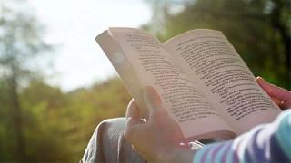 Ödünç alınan kitap 100 yıl sonra geri geldi