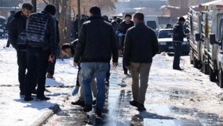 Diyarbakır'da polis noktasının yanında pompalıyla rastgele ateş açıldı