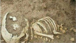 Doğu Kürdistan'da 'dev insan' mezarı