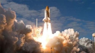 Hindistan'dan 'uydu' rekoru