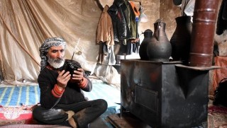 Van'da bir kişi boşaltılan köyünde tek başına yaşıyor