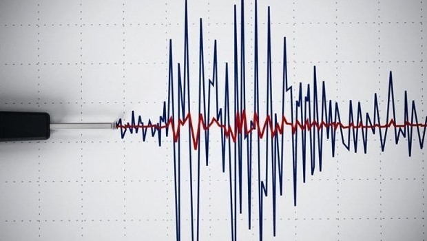 Adıyaman ve Van'da deprem