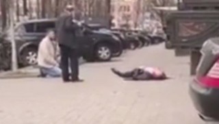 Kiev'de silahlı saldırı: Ölü ve yaralılar var