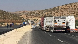 Diyarbakır-Mardin karayolu ulaşıma kapatıldı
