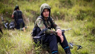 FARC, BM’ye 400 silah daha teslim ediyor