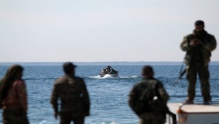 YPG'den Rakka Operasyonu'na gıda ikmali