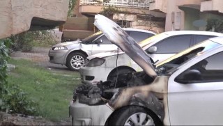 Urfa'da 5 araç kundaklandı